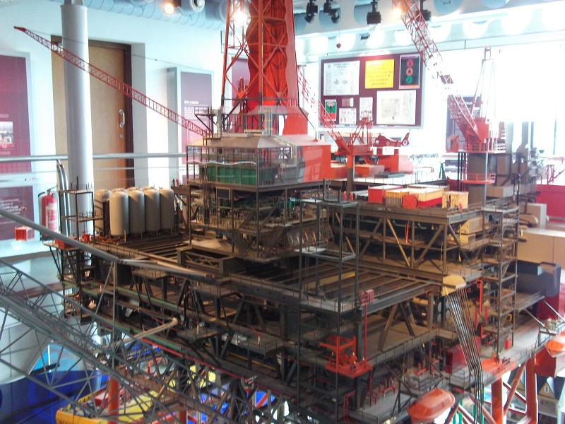 top of oil platform model